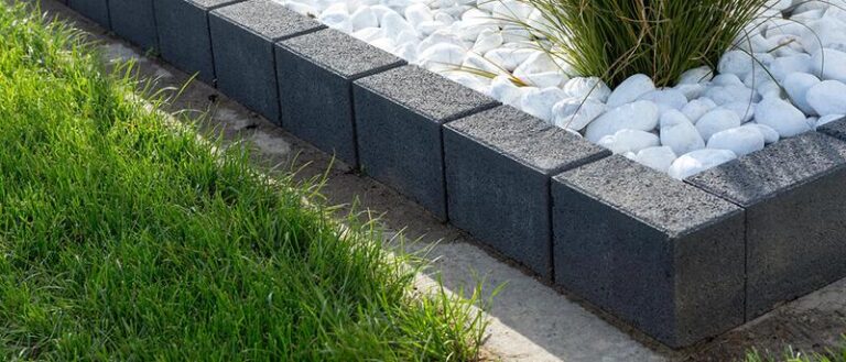 Jak skutecznie oddzielić trawnik od rabaty przy pomocy obrzeży trawnikowych?