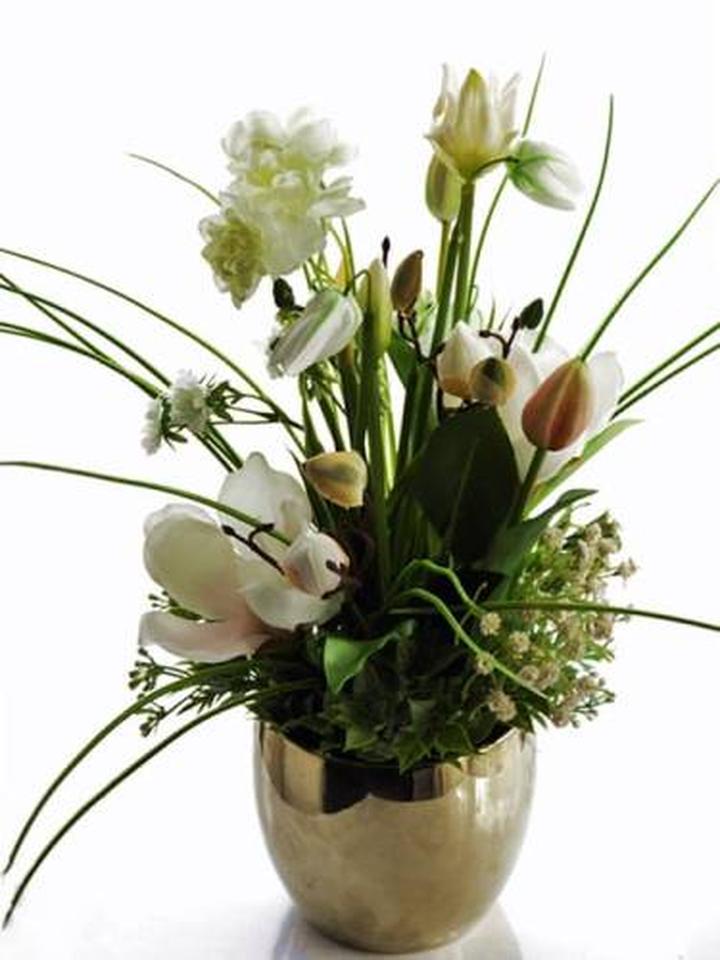 Tradycje kwiatowe Wszystkich Świętych