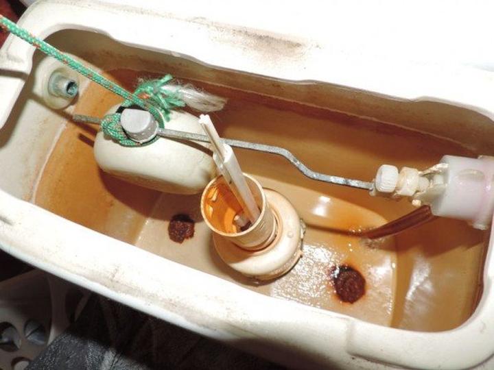 Naprawa spłuczki WC