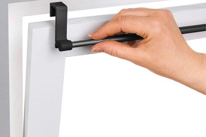 Montaż karnisza bez wiercenia