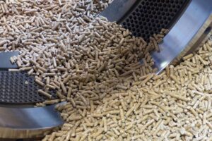 Czy wkrótce czeka nas zakaz palenia pelletem? Sprawdzamy, co mówią przepisy!