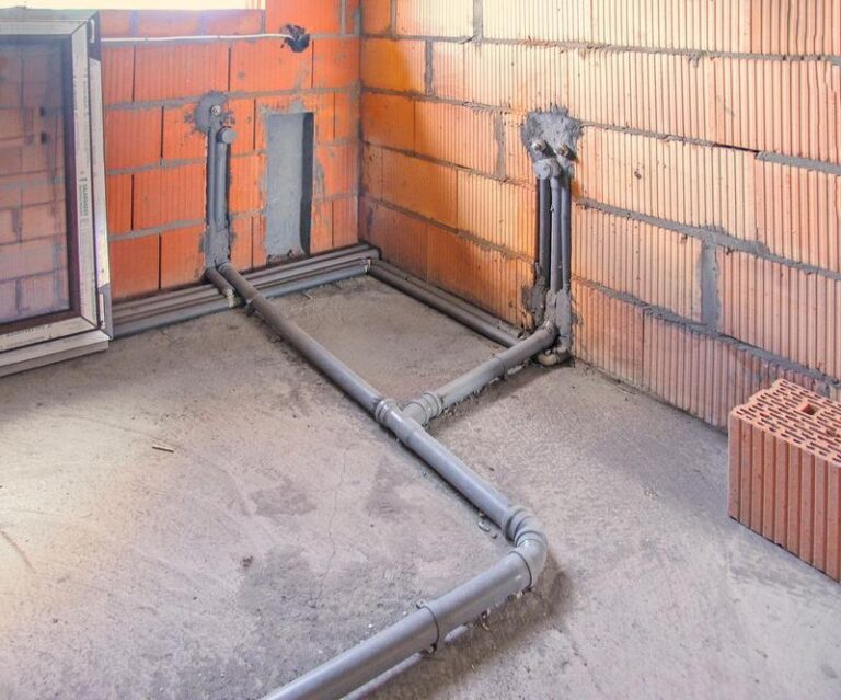 Kluczowe Zasady Montażu Instalacji Kanalizacyjnej, Które Musisz Poznać