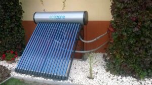 Cisnieniowe kolektory słoneczne – co warto wiedzieć i jak działają?