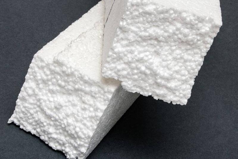 Klejenie styropianu porady